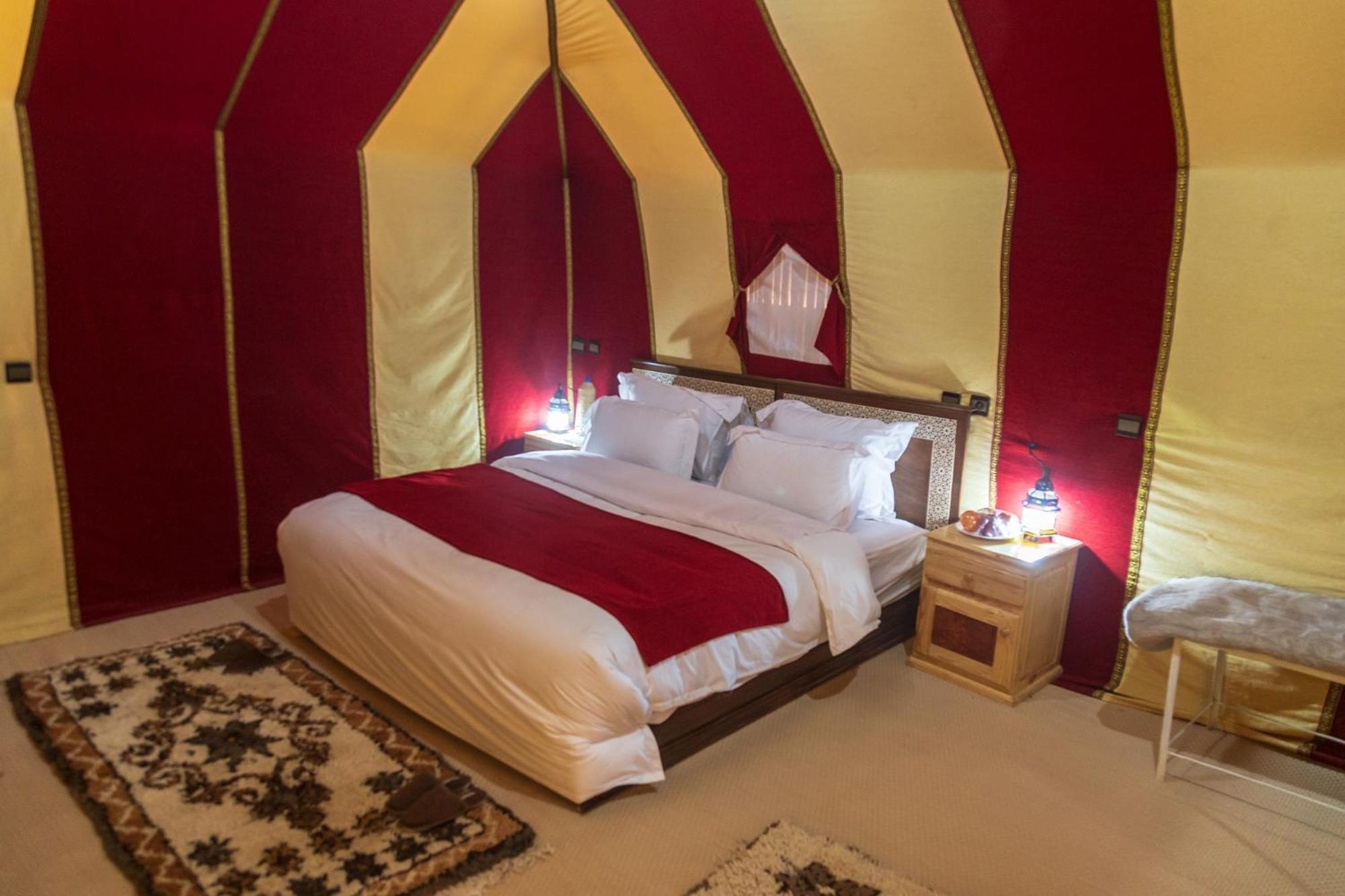 Merzouga Camp&Sandboarding Bagian luar foto